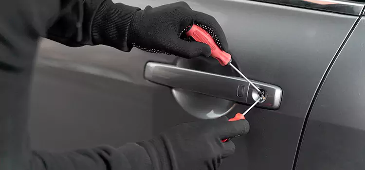 Locked Out of Car Help Golden Valley