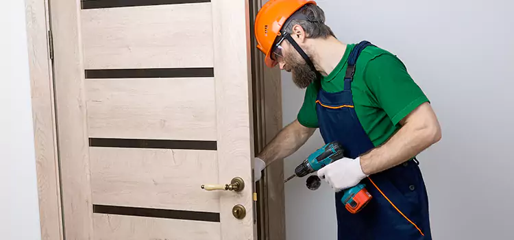 Replace Internal Door Handle with Lock Golden Valley